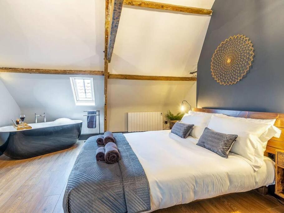 One Over Eight - Luxury One Bed Apartment Whitby Eksteriør billede